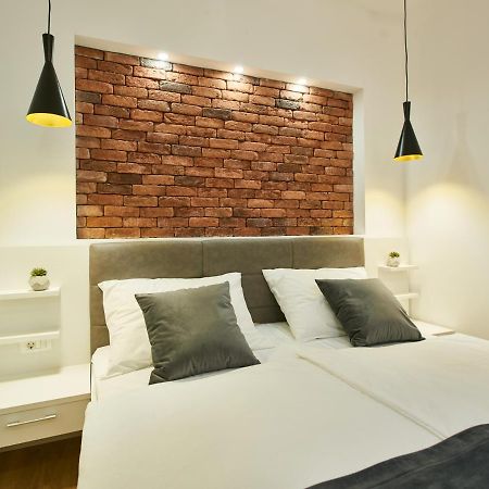 Bed Of Roses Apt 2, Premium, Designer Decorated ซาเกร็บ ภายนอก รูปภาพ